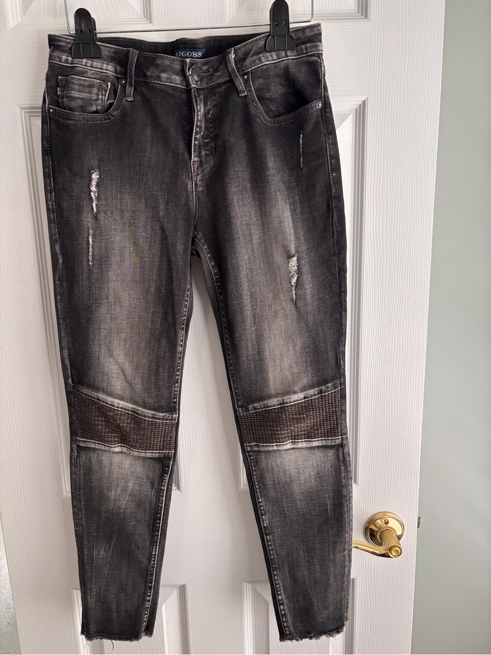 Vigoss charcoal gray distressed moto skinny jeans 28x27 Knee Panels